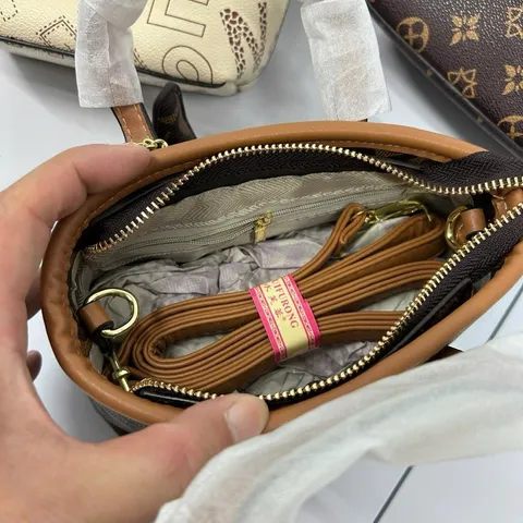 Túi xách nữ công sở tặng kèm phụ kiện size 20, đựng vừa điện thoại, nhỏ gọn, xinh xắn