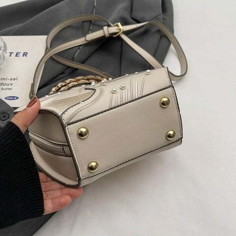 (HÀNG ĐẸP LIMITED - KHÔNG HỘP) - Túi Cầm Tay Thêu Hoa Sang Chảnh Để Đi Tiệc CHUẨN AUTH