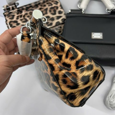 Túi xách Nữ D&G Da Bóng 3 size có 2 màu Beo/ Đen Chuẩn hãng, thích hợp đi tiệc