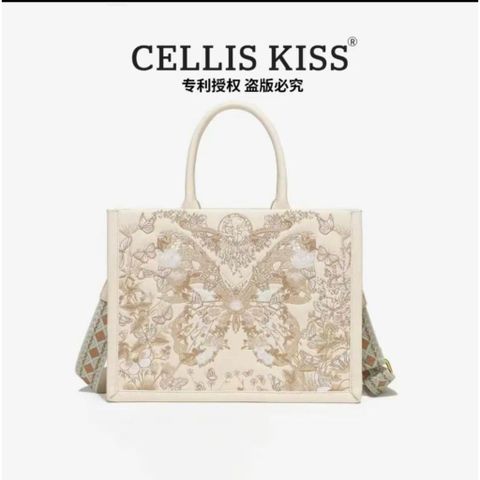 (Hàng V.I.P LIMITED - NO BOX) - Túi xách Tote Nữ CELLIS KISS sức chứa lớn họa tiết thêu thời thượng, đẳng cấp, màu Kem