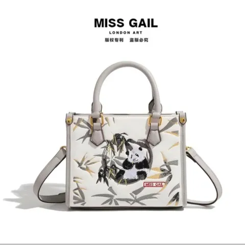 (Hàng V.I.P LIMITED) - Túi tote thêu Gấu Trúc tinh tế MISS GAIL