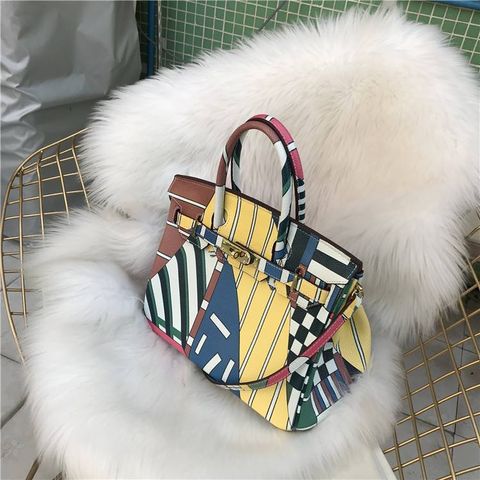 (VIP ORDER) - Túi Xách Nữ 2 quai họa tiết màu sắc KHÓA VÀNG Size 30