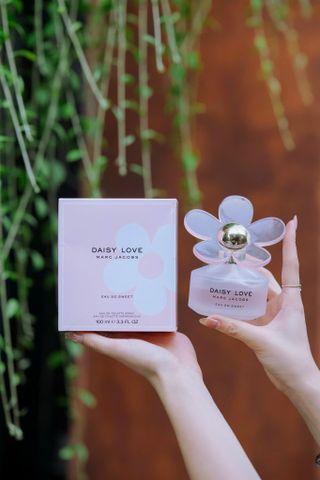 Nước Hoa Nữ Marc Jacobs Daisy Love Eau So Sweet Eau De Toilette 10ml