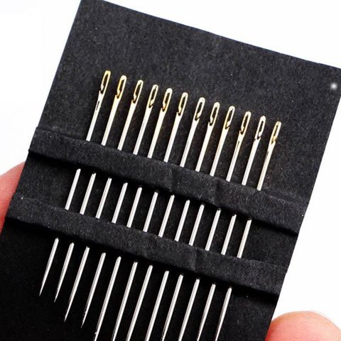 1 Bộ gồm 12 Kim Thêu Nhiều Kích Thước Từ 3.6 CM Đến 4.2 CM