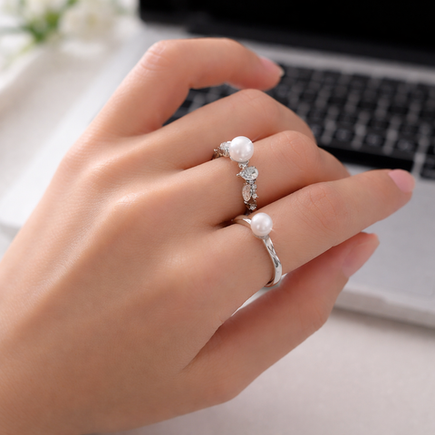 Nhẫn Nữ Ngọc Trai Nhân Tạo Đính Đá