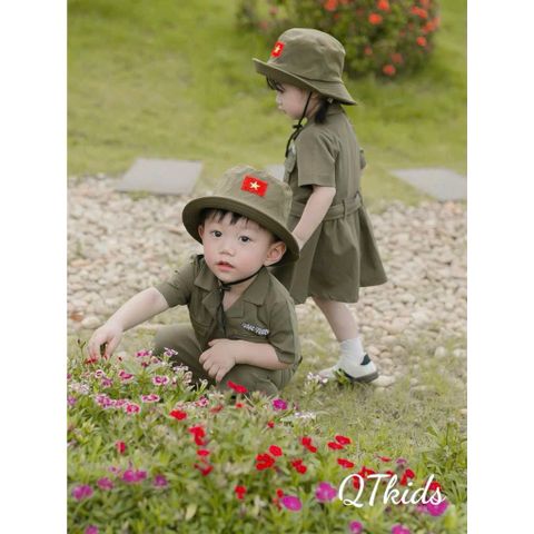 Set bộ xanh bộ đội Việt Nam 30/4 2/9 tặng kèm mũ cho bé trai bé gái mặc đi chơi lễ quốc khánh 8-28kg