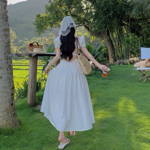 [sẵn] Đầm, Váy trắng Lolita đi biển, hở lưng, dáng dài, bó eo, nhún bèo tầng, cộc tay,tay phồng, cổ vuông, chất thô Nhật