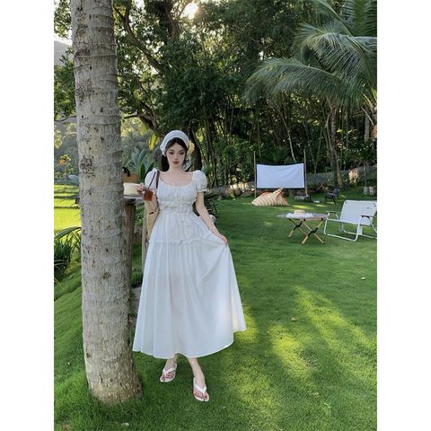 [sẵn] Đầm, Váy trắng Lolita đi biển, hở lưng, dáng dài, bó eo, nhún bèo tầng, cộc tay,tay phồng, cổ vuông, chất thô Nhật