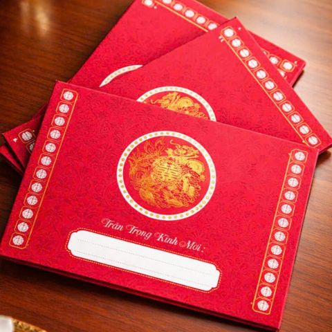 Thiệp mời ngày cưới truyền thống