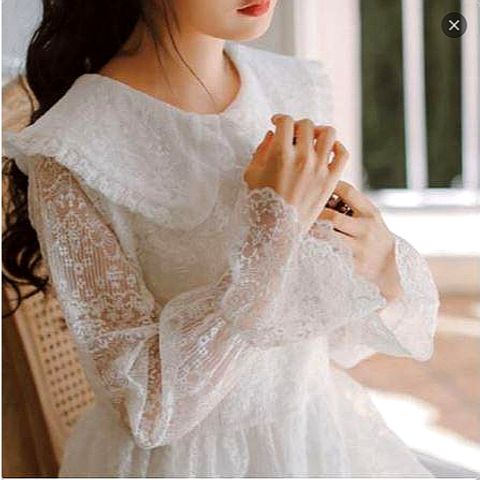 Đầm Ulzzang trắng thêu hoa phong cách Hàn Quốc