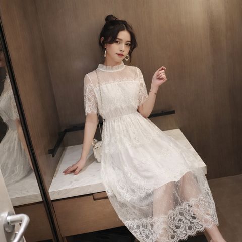 Đầm ren trắng công chúa phong cách hàn Quốc