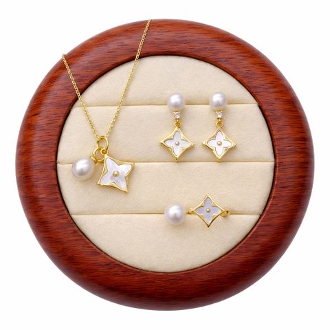 Set Phụ Kiện – Họa Tiết Cỏ May Mắn Phủ Sắc Kim Oanh