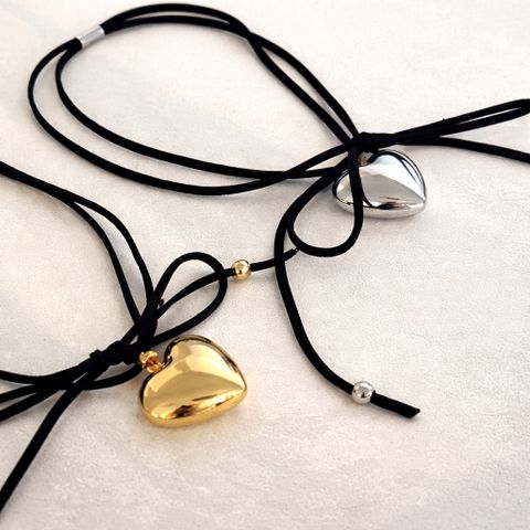 Vòng Cổ Double Heart Cord – Dây Chuyền Sợi Mảnh Charm Trái Tim Phồng Cao Cấp.