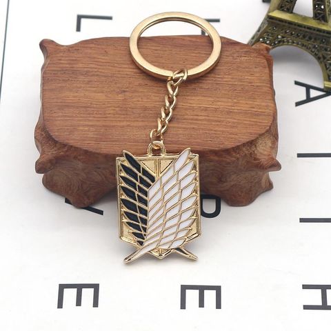 Móc khóa phong cách Anime Attack on Titan