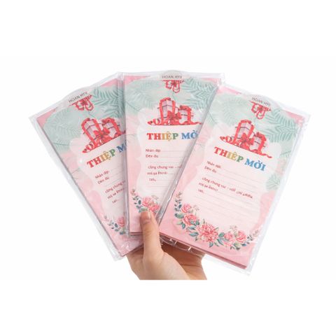 Thiệp sinh nhật khổ vuông dành cho bé gái