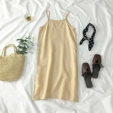 Đầm chấm bi dáng suông hai lớp