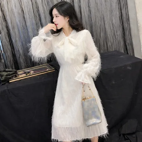 Đầm trắng bông tuyết thắt nơ