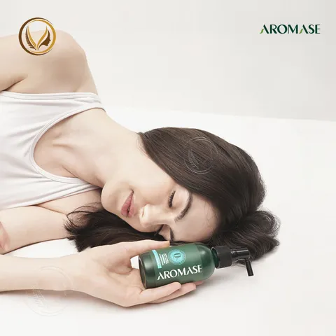 Xịt dưỡng tóc, làm dịu và giảm viêm da đầu AROMASE Herbal Cooling Scalp Care Spray 40ml - cho da dầu