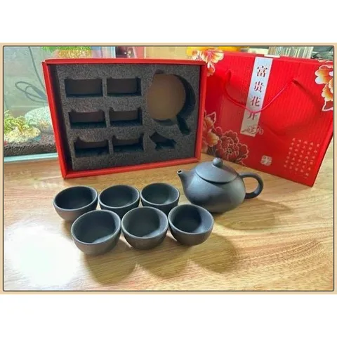 Bộ Ấm Trà Tử Sa Cao Cấp Gồm 1 Bình Kèm 6 Ly - Sang Trọng - Quái Phái. Có Hộp