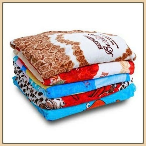 Chăn Mền Tuyết Nhung 1m6 x 2m siêu mềm mại - chăn tuyết ( giao màu ngẫu nhiên ) có phân loại bé trai bé gái