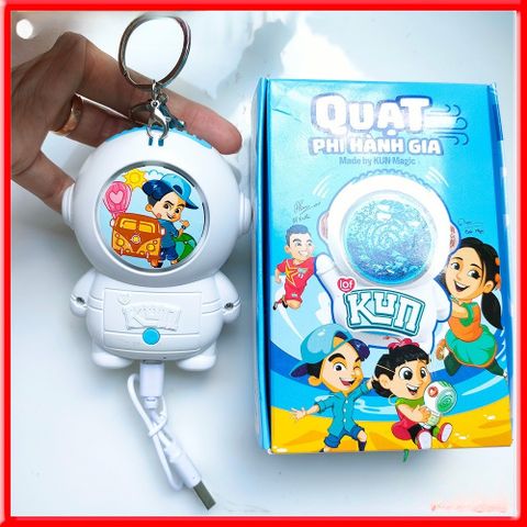 Quạt kun phi hành gia Quạt sạc mini cầm tay tích điện có cáp sạc dây đeo nhỏ gọn làm móc khoá