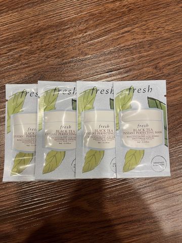 (Auth 100%) Mặt Nạ Dưỡng Ẩm Fresh Black Tea Instant Perfecting Mask