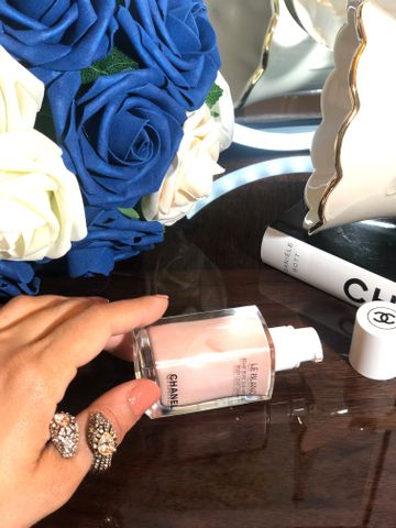 (Nhập khẩu) Kem Bắt Sáng Chanel Le Blanc Rosy Light Drops 30ml Chính