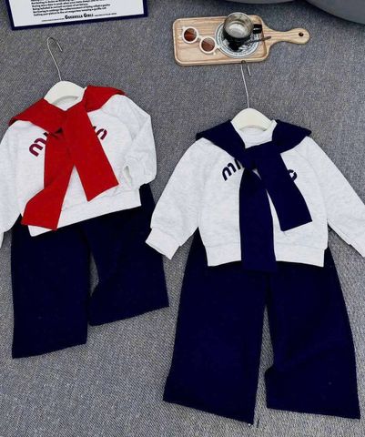 Set bộ nỉ chữ Min kèm khăn choàng phối bèo kẻ quần suông phong cách hàn quốc ấm áp mùa đông cho bé gái 8-28kg