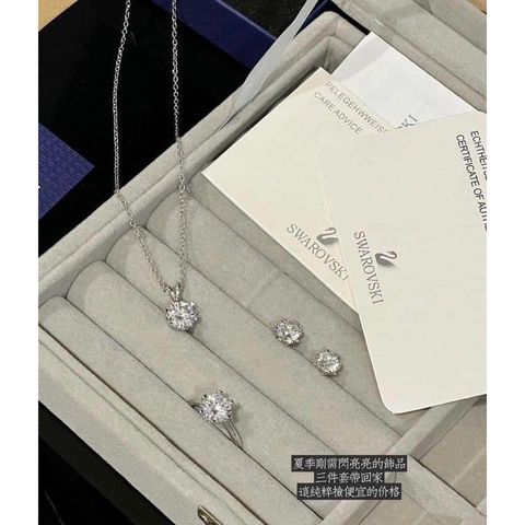 Set Bạc 3 món, Bạc 925 : DÂY CHUYỀN + HOA TAI + NHẪN (FULL BOX - Thương hiệu Swarovski Thiên nga )