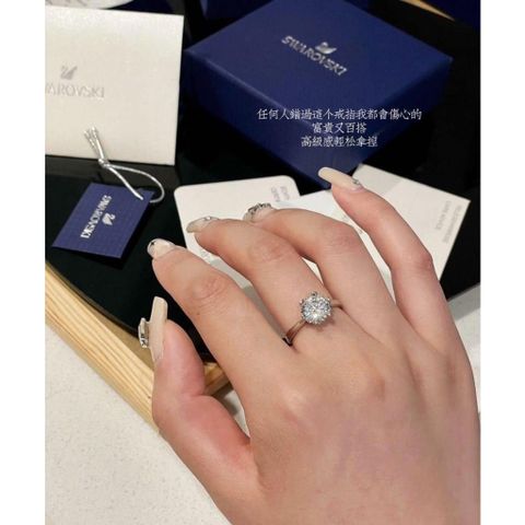 Set Bạc 3 món, Bạc 925 : DÂY CHUYỀN + HOA TAI + NHẪN (FULL BOX - Thương hiệu Swarovski Thiên nga )