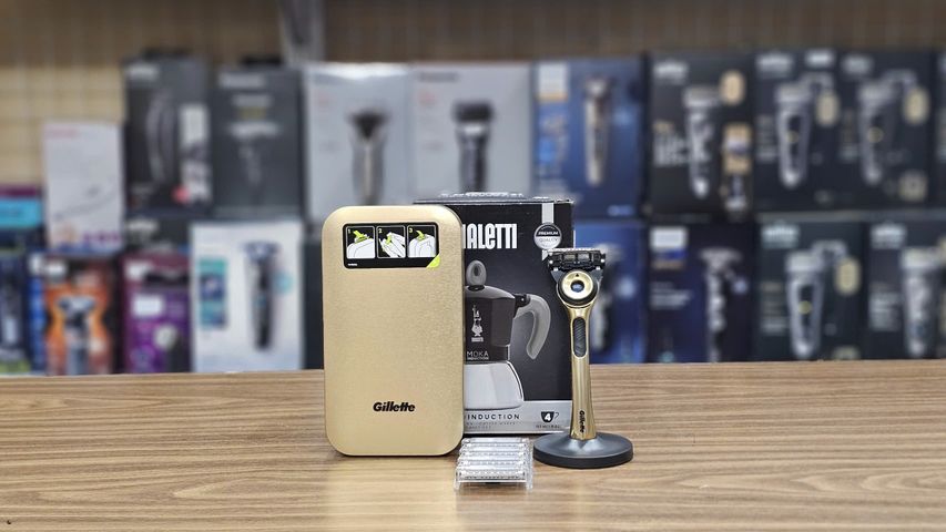 DẠO CẠO ƯỚT DÀNH CHO NAM GILLETTE LABS KÈM HỘP ĐỰNG MẦU GOLD