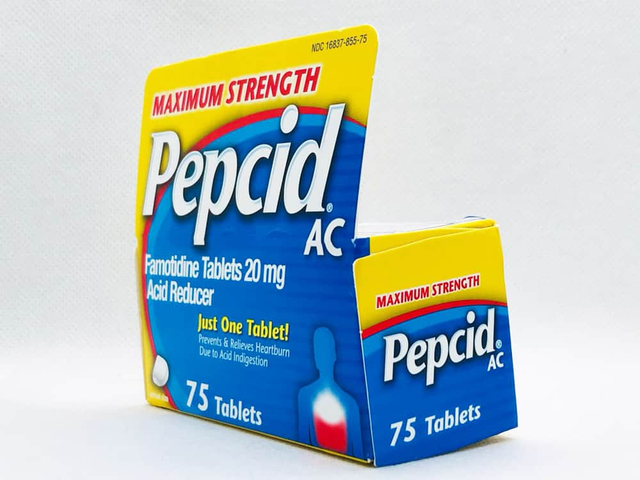 Viên uống giảm đầy hơi, ợ nóng Pepcid AC Maximum Strength Tablets 20mg 50v/75v 