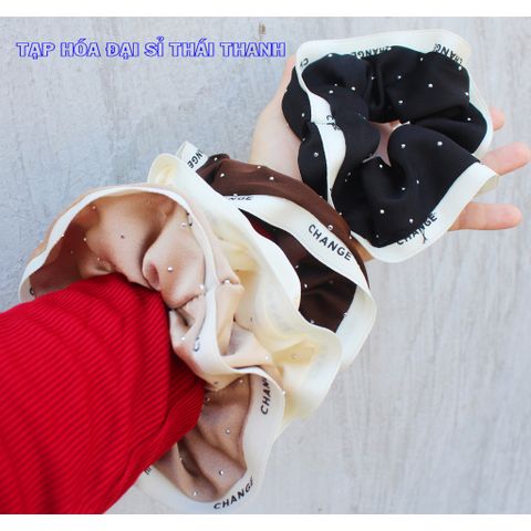 Buộc tóc vải đẹp đường viền có đính hạt lấp lánh