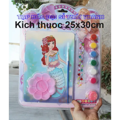Sổ trang điểm công chúa có kèm màu