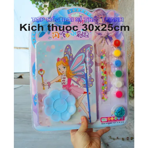 Sổ trang điểm công chúa có kèm màu