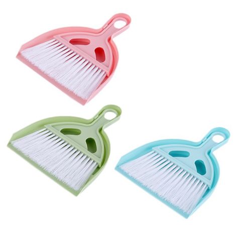 01 bộ Ki chổi dọn vệ sinh bàn thờ, máy tính, chuồng thú