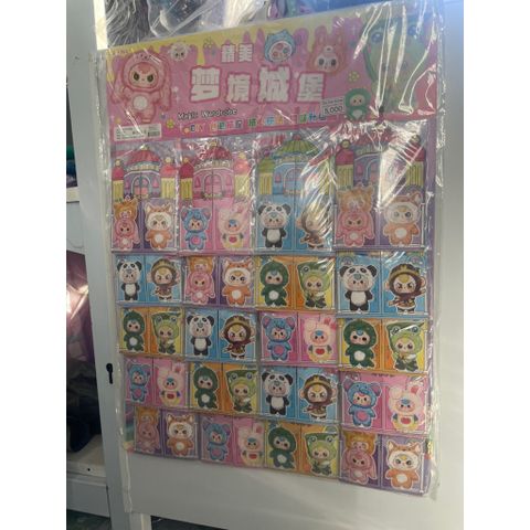 Vỉ dán trang phục và nội thất (20 túi) sticker Baby Three nhiều hình