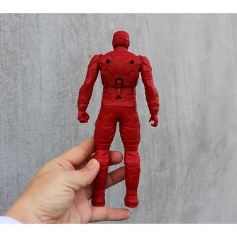 Siêu nhân size nhỏ 20cm có pin