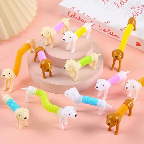 Đồ chơi nhựa chó kéo dài bụng