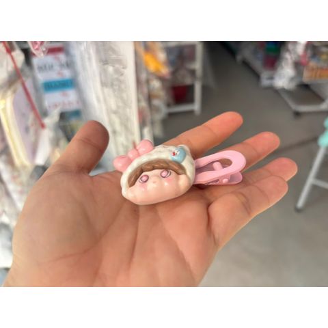 Kẹp tóc mái gắn charm