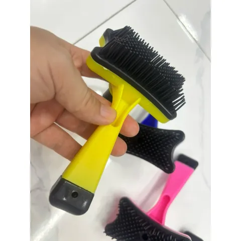 Lược chải lông chó mèo có nút bấm