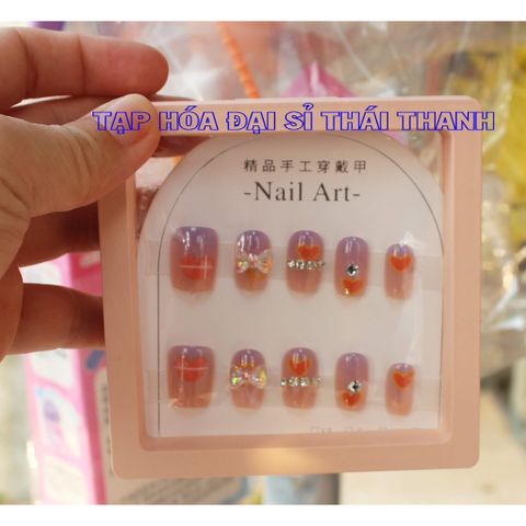01 Bộ Móng tay giả đính đá trang trí đi chơi Tết