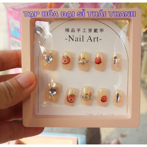01 Bộ Móng tay giả đính đá trang trí đi chơi Tết