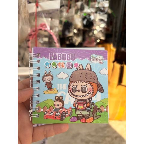 01 quyển sổ tay kèm sticker Labubu (12 trang ghi)