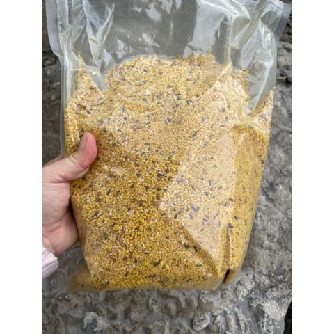 Cốm trứng dinh dưỡng cho vẹt và chuột hamster