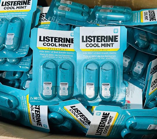 [Hàng Mỹ] Xịt Thơm Miệng Listerine Pocketmist (vỉ 2 chai x 7,7ml)