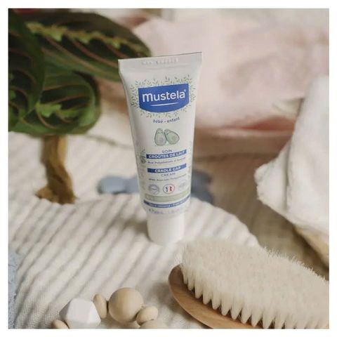 Kem bôi viêm da tiết bã cho bé Mustela Cradle Cap Cream tuýp 40ml