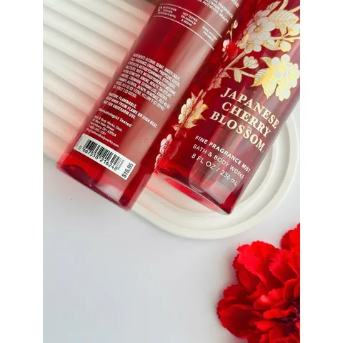 Xịt body mist Japanese Cherry Blossom BBW