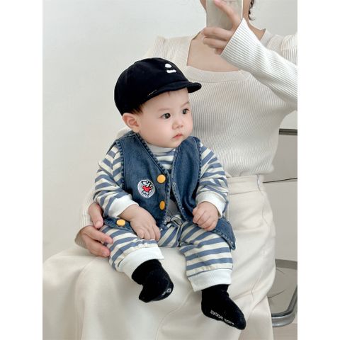 Hàng QC Set bodysuit kẻ mèo xinh đáng yêu cute kèm áo gile jean bò và mũ len cho bé trai phong cách hàn quốc thu đông