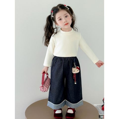 Hàng QC - Set áo len cardigan hello kitty cài cúc ấm áp xinh xắn dày dặn kèm quần jean ống suông mùa đông vintage cho bé